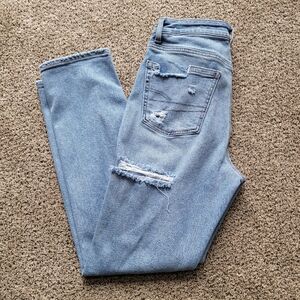 American Eagle Women's Jeans 2 Distressed Mom Jean Straight Leg Light Wash Holey
